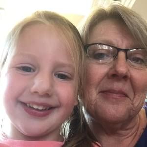 Meet your Posher, Pam